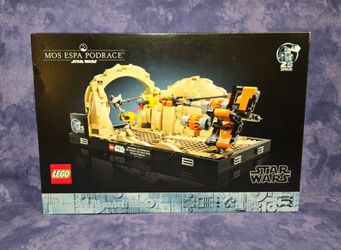 Lego Star Wars 75380 Mos Espa Podrace Set NIB Retired
