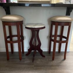 2 Bar Stools & End Table