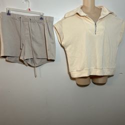 Stylish women's set, Size XL. $20.