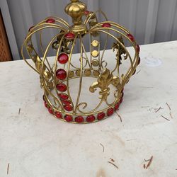 Large Gold And Red Jewels Crown