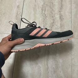Women’s Sneakers Size 8