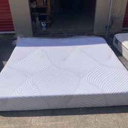 King Memory Foam Mattress $150
