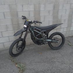 2024 Surron Ultra Bee