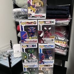 Funko pops (7)
