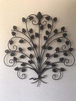 Metal wall decoration