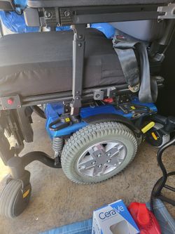 Electric Wheelchair