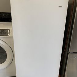 Kenmore Freezer( Delivery Available)