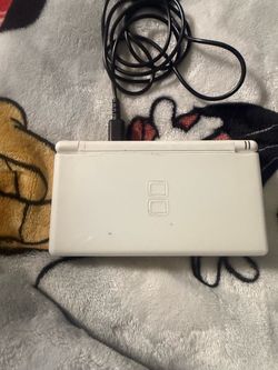 Nintendo ds with games