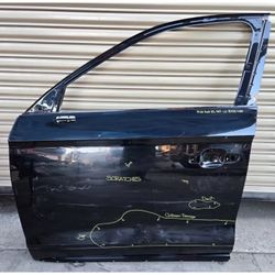 2019 20 21 22 23 2024 AUDI Q5, SQ5 LEFT SIDE FRONT DOOR OEM USED