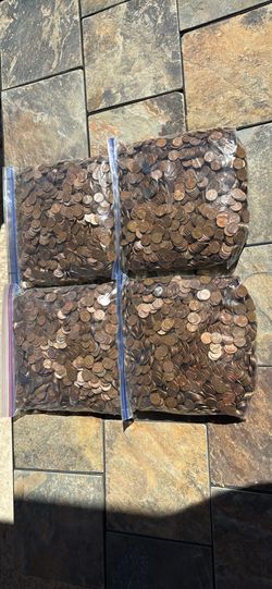 100 pounds of copper pennies