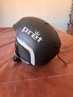 Pret Snow Helmet