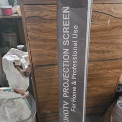Projection Screen