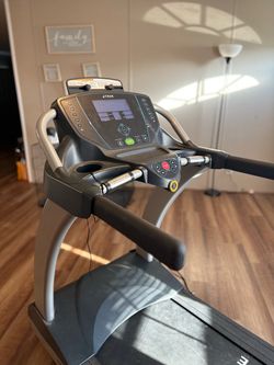 TRUE Fitness Performance 100 treadmill