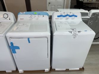 Brand new Hotpoint Washer Dryer