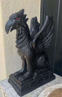 Black Gargoyle Garden Statue - 8x13x20