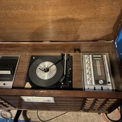 8track, Record, and Radio Player