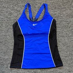 NIKE SWIM TOP SIZE WOMEN’S SMALL