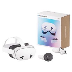 Meta Quest 3S 128 GB comes With Charger