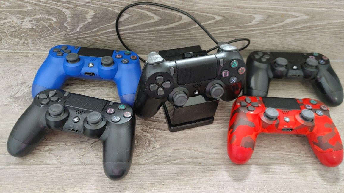 Ps4 Games And Accessories