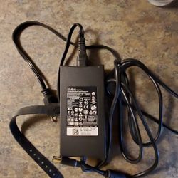 DELL 130W laptop charger
