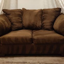 Ashley's Furniture Darcy~ Cafe Loveseat