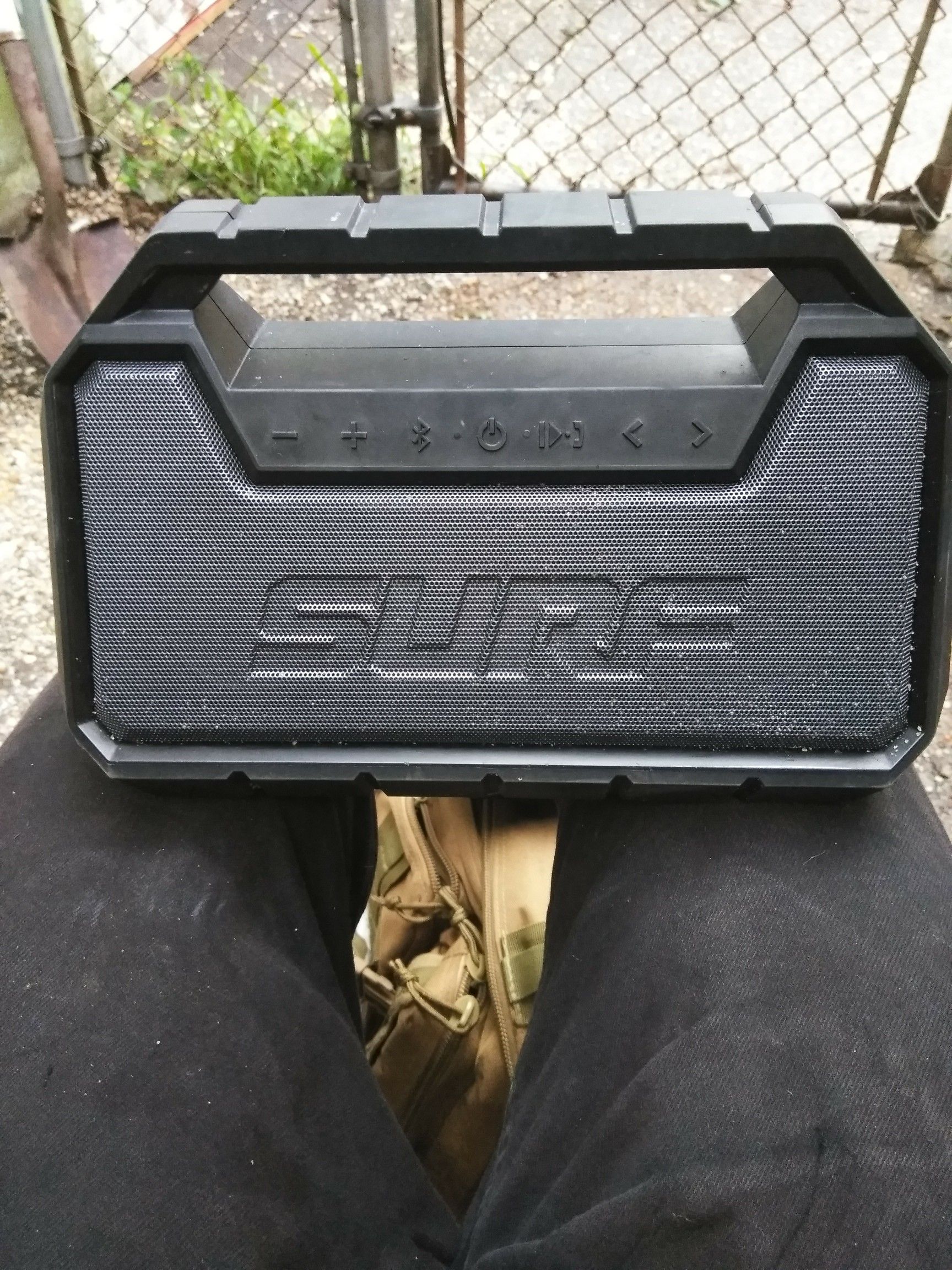 ION SURF BLUETOOTH WATERPROOF SPEAKER