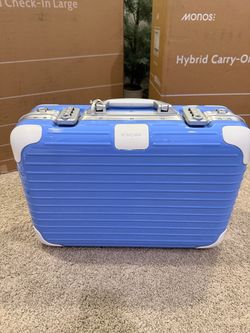 Rimowa Holiday hand-carry case Blue NEW