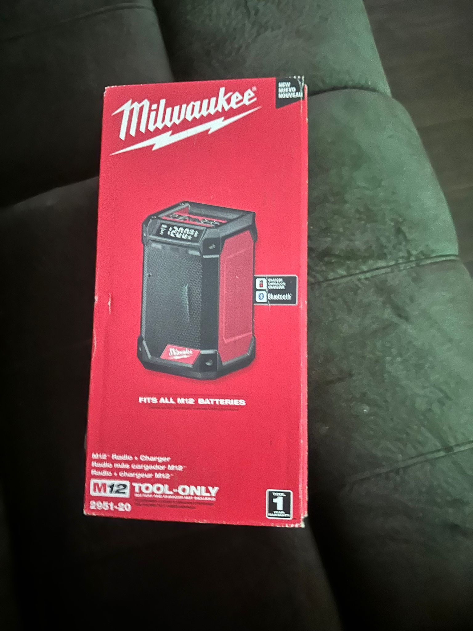 Milwaukee M12™️ Radio + Charger ( tool only ) battery not included
