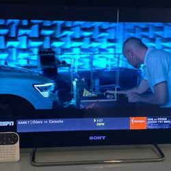 32" Sony TV