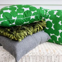 Spring Green Decorative Sofa Pillows Set
