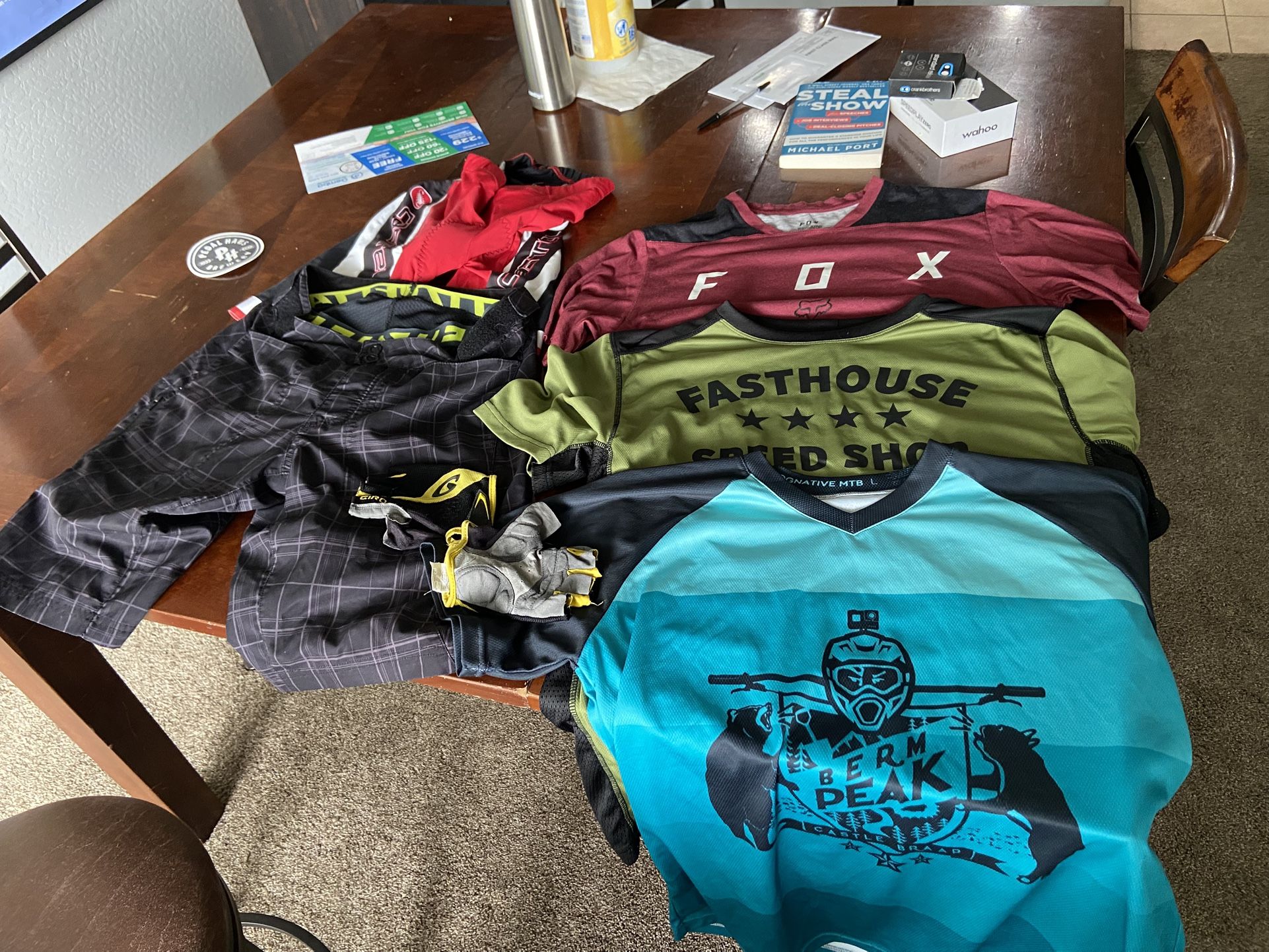 MTB Jerseys, Shorts, & Gloves