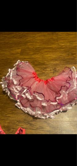 Skirt!