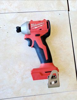 Milwaukee 18V Brushless Compact Impact Driver
