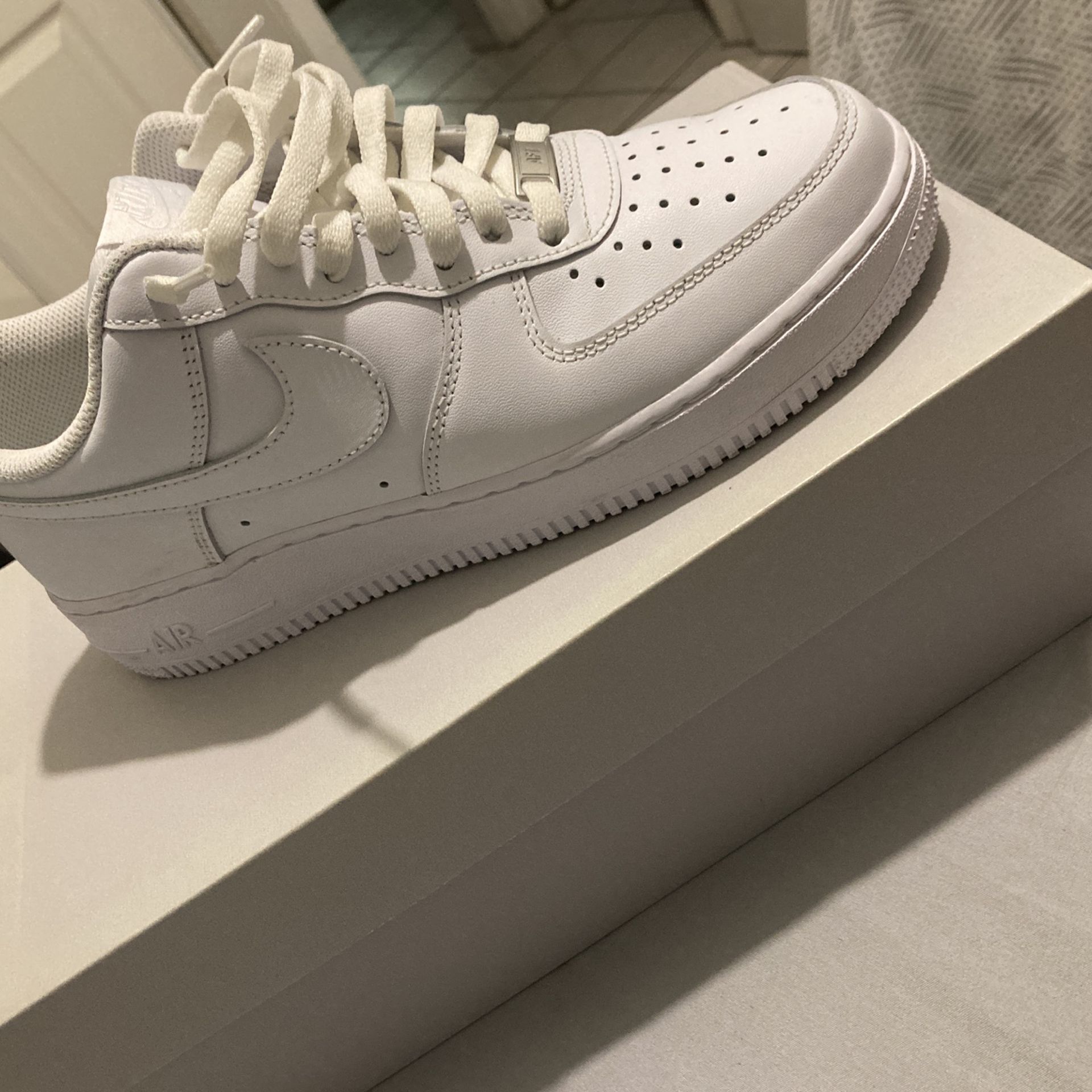 Air Force 1 Size 8 for Sale in San Antonio, TX - OfferUp