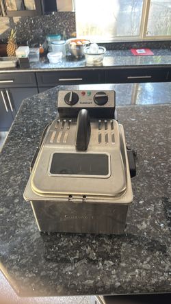 Fryer - Cuisinart- New