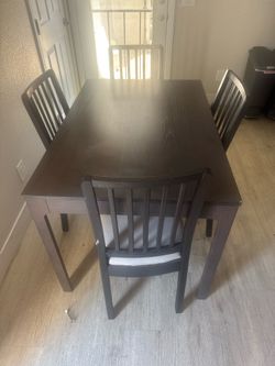 Dining set in good condition