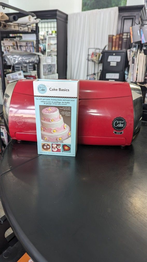 Cricut cake