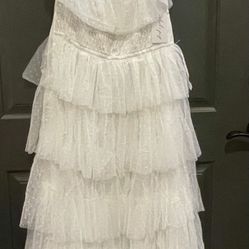 BELLE MAXI DRESS - OFF WHITE-L  NWT
