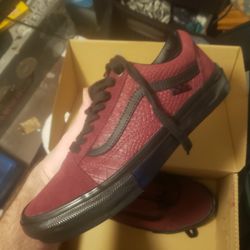 LEATHER VAN'S  Cushs