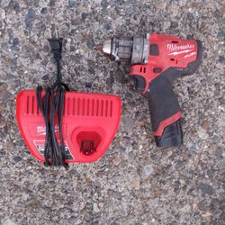 Milwaukee M12 Hammer Drill. 2504. Battery And Charger. Very Good Condition. Pick Up Fremont Seattle. No Low Ball Offers. No Trades. Many Other Tools