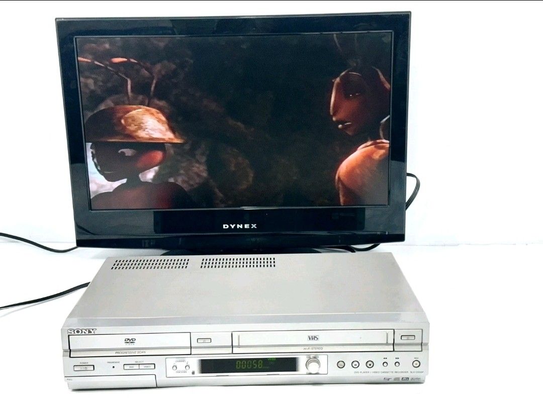 Sony SLV-D550P DVD Player/VHS Recorder, Only VCR Working, Tested