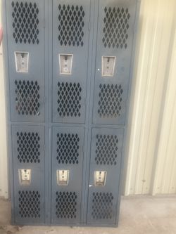 Nice School Lockers Great For Storage $100 OBO