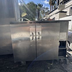 2 Tap Keg Cooler On Wheels 