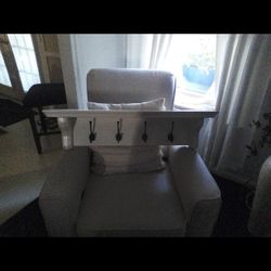Coat Rack With Shelf 