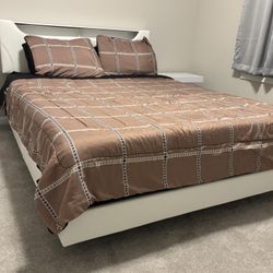 LED Bed And Dresser Set