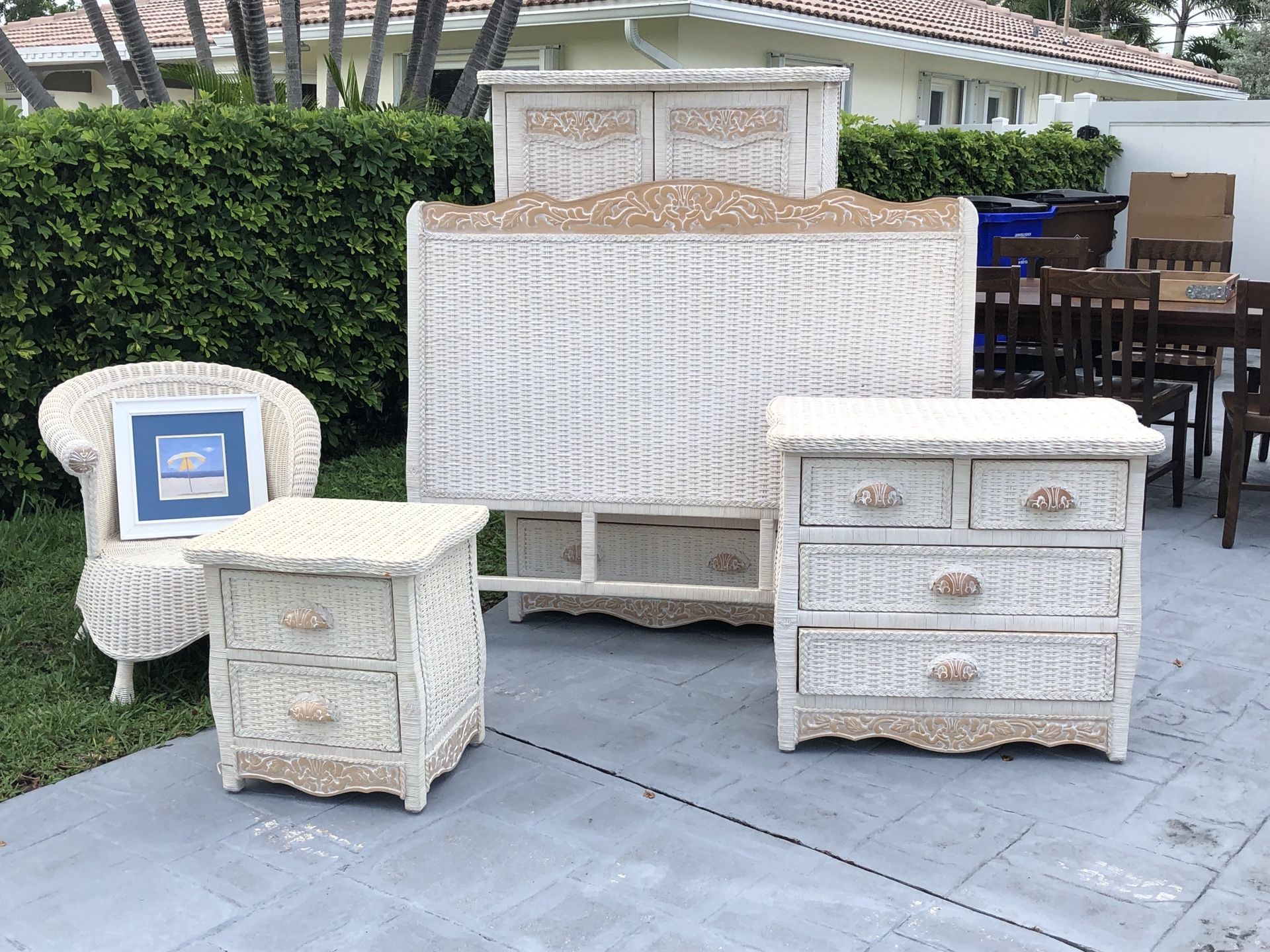 Pier 1 Full Size Wicker Bedroom Set for Sale in Deerfield Beach, FL OfferUp