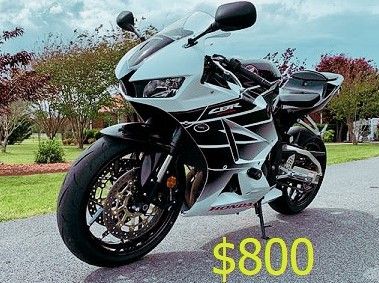 Photo For Sale2015 Honda CBR 600RR $800 Runs and drives