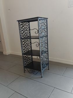 Black Wrought Iron 4-Tier Decorative Shelf