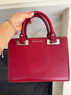 Michael Kors purse