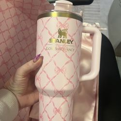 Love Shack fancy Tumbler 40oz Bows 